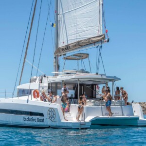 EXCLUSIVE BOAT