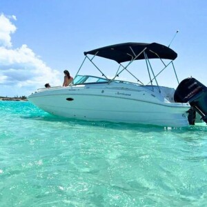 EXCLUSIVE PRIVATE BOAT 1 - 12 PERSONS