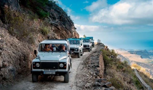 JEEP SAFARI