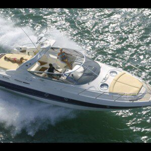 PRIVATE YACHT