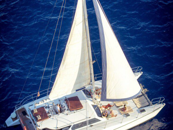 CATAMARAN TRIP ESN
